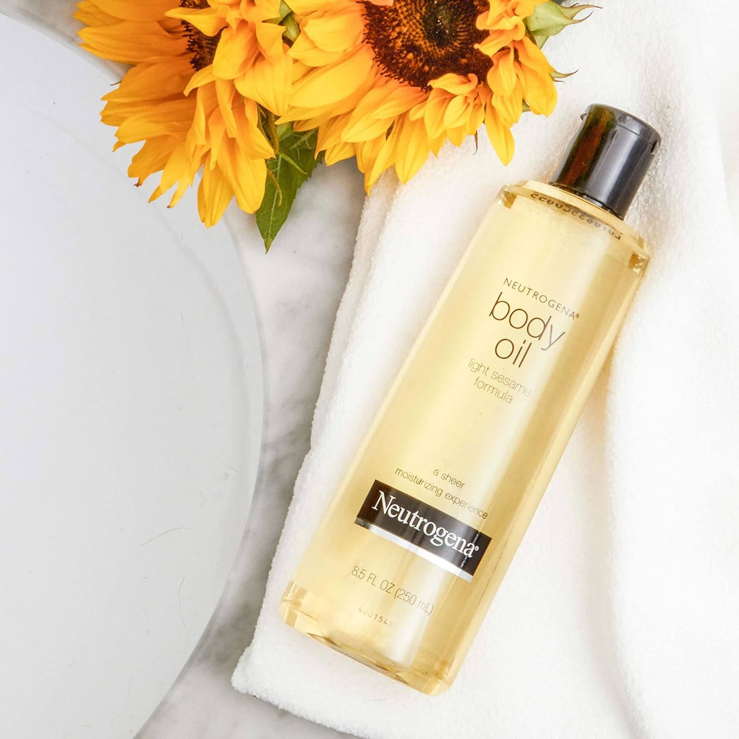 A nourishing natural body oil for your skin